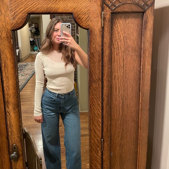 NWT Zara blouse 🤍 - Picture 5 of 5